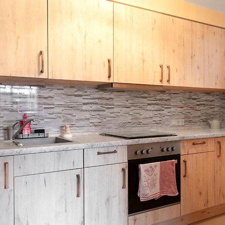 Gemuetliche Ferienwohnung Mit Terrasse Und Bergblick انزل المظهر الخارجي الصورة