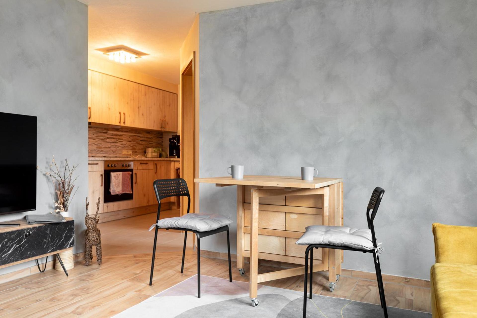 Gemuetliche Ferienwohnung Mit Terrasse Und Bergblick انزل المظهر الخارجي الصورة