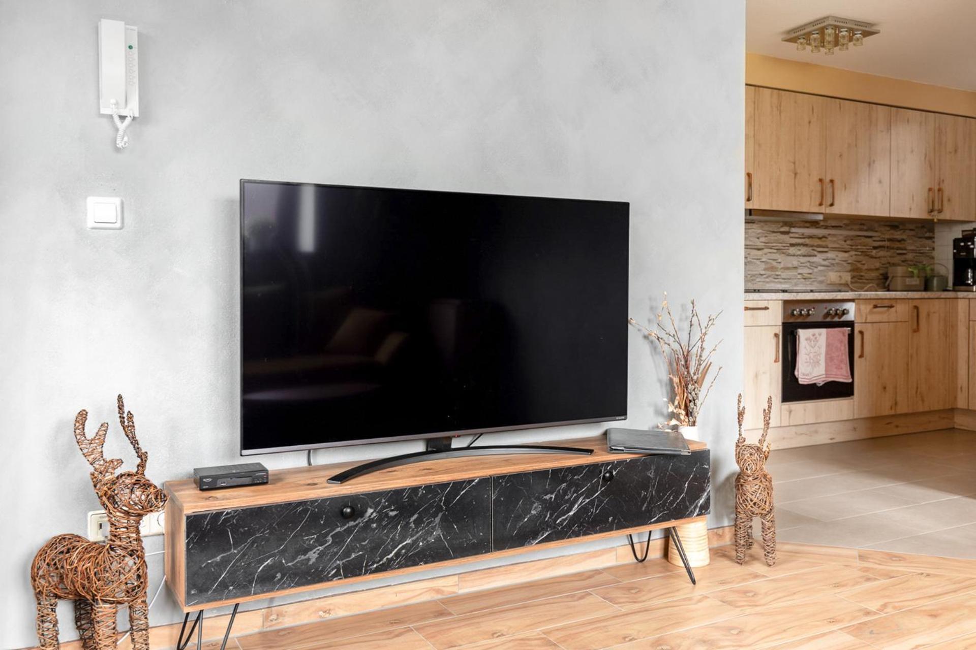 Gemuetliche Ferienwohnung Mit Terrasse Und Bergblick انزل المظهر الخارجي الصورة